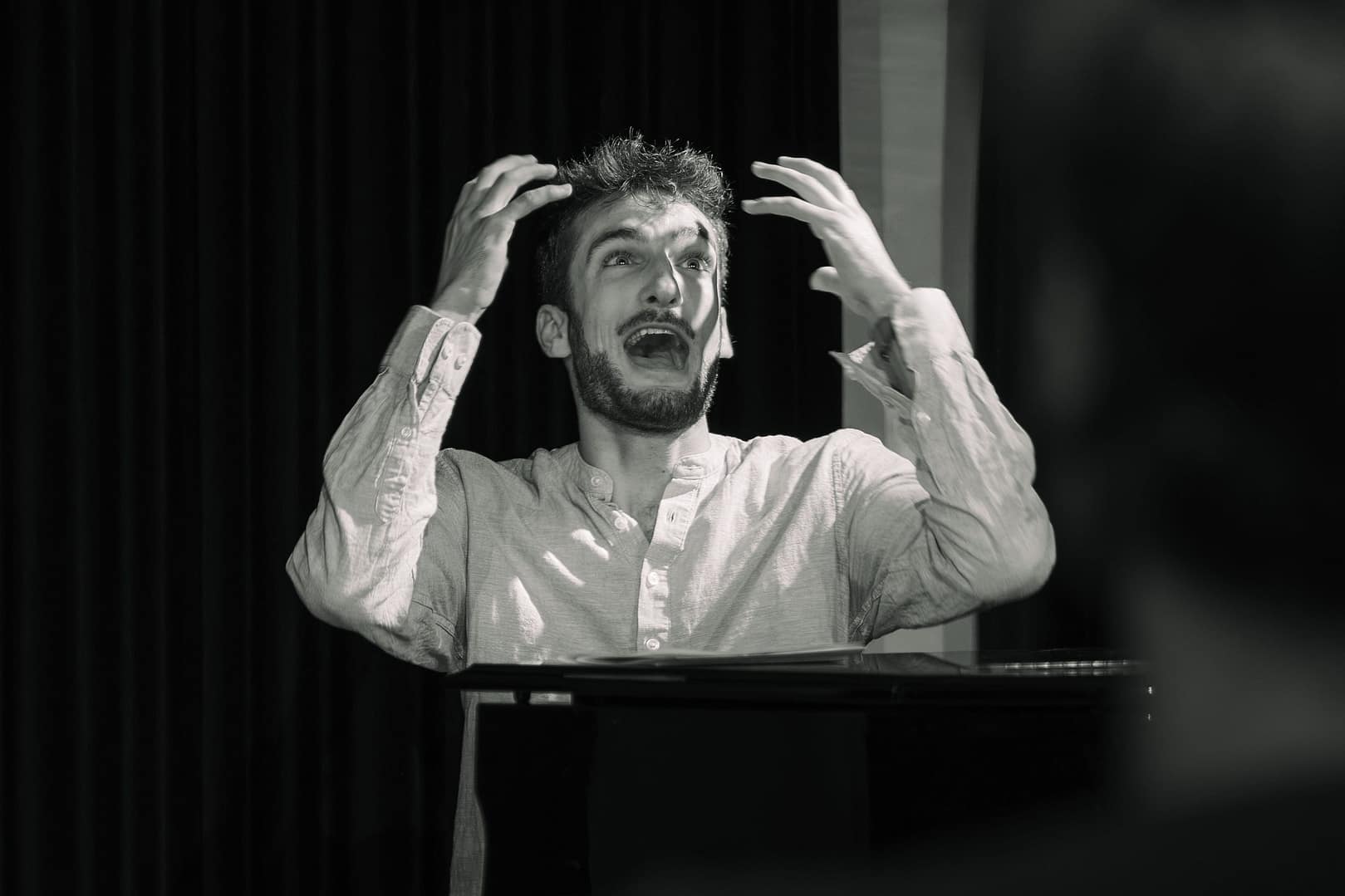 Sandro Balk in einer ausdrucksstarken Sprechperformance.